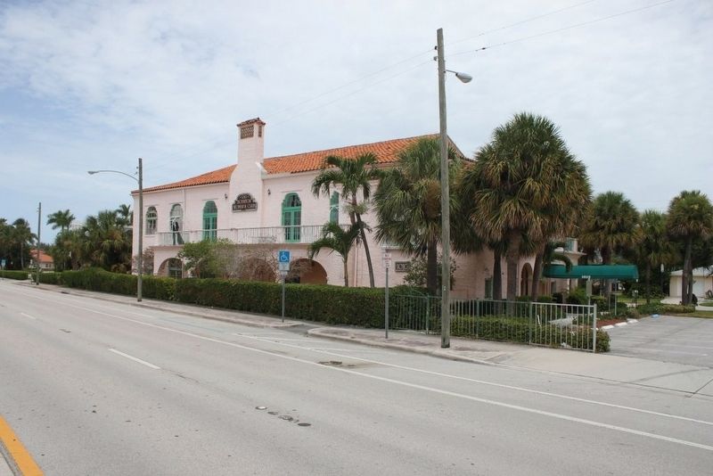 Boynton Woman's Club Marker and building from median of US 1.. Click for full size. Boynton Woman's Club Marker and building from median of US 1. image. Click for full size.