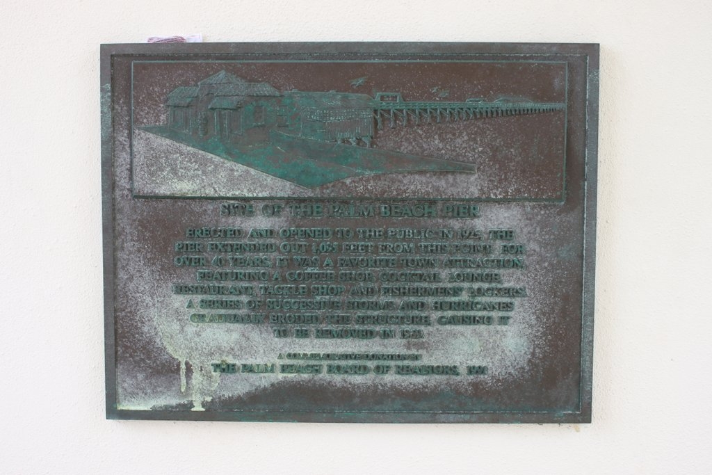 Site of the Palm Beach Pier Marker