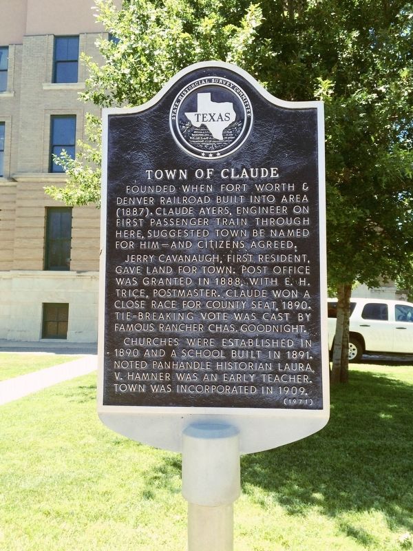 Town of Claude Marker image. Click for full size.