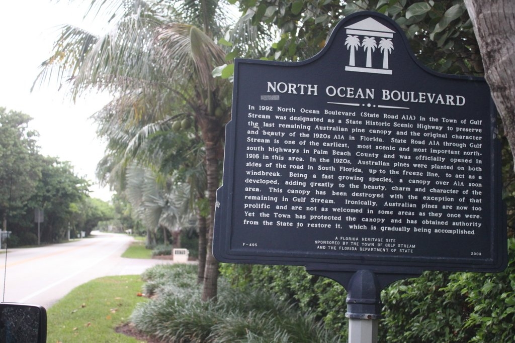 North Ocean Boulevard Marker with FL A1A in background