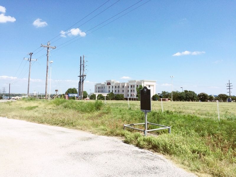 The view east towards I-35 and frontage roads. image. Click for full size.