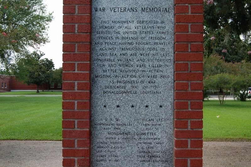 War Veterans Memorial (panel 1) image. Click for full size.