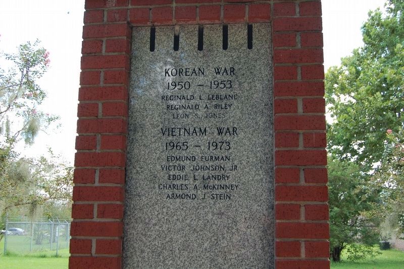 War Veterans Memorial (panel 4) image. Click for full size.