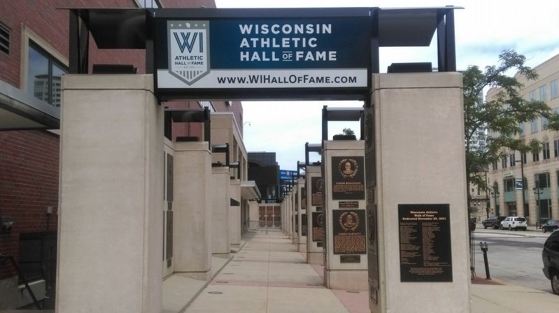 Wisconsin Athletic Hall of Fame image. Click for full size.