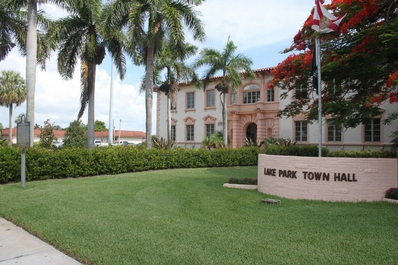 Lake Park Town Hall and Marker image. Click for full size.