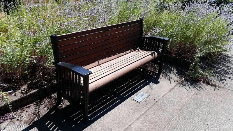 American Craftsman Bench. Click for full size. American Craftsman Bench image. Click for full size.