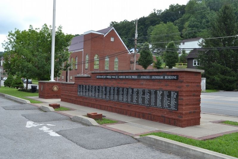 Jenkins - Dunham - Burdine World War II Veterans Memorial image. Click for full size.