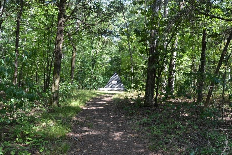 Trail Leading to James Deshler Memorial Shell Monument from Battleline Road image. Click for full size.