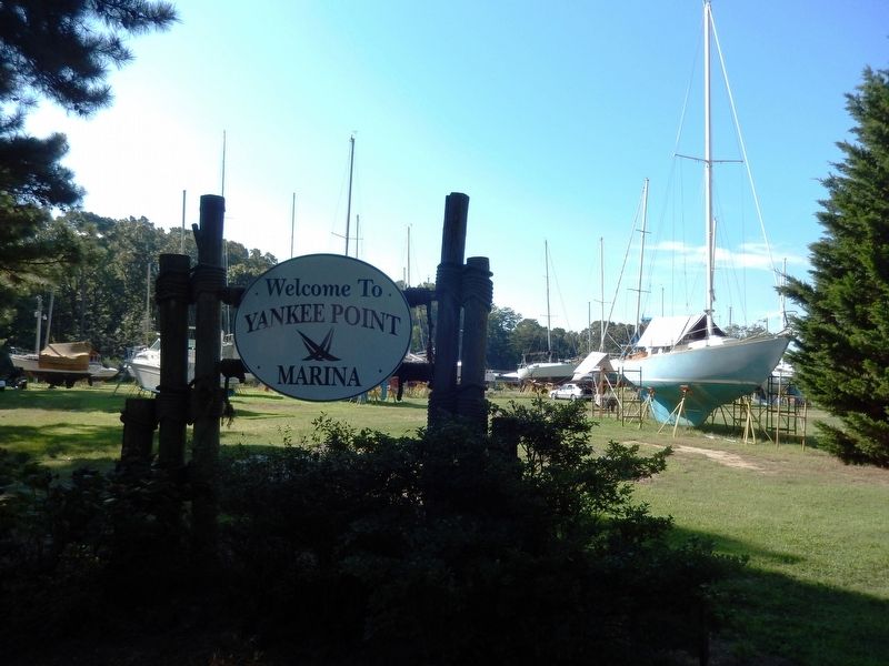 Sign at the entrance to Yankee Point Marina image. Click for full size.