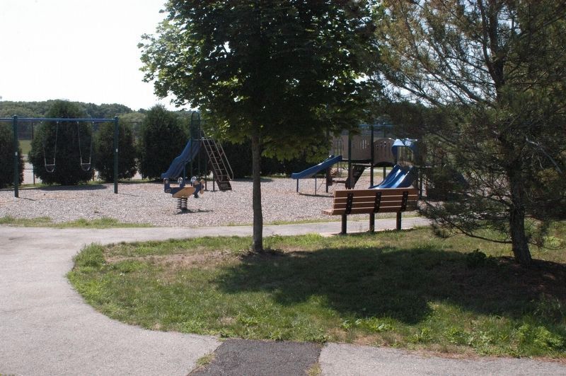Knowlton Moore Memorial Playground image. Click for full size.