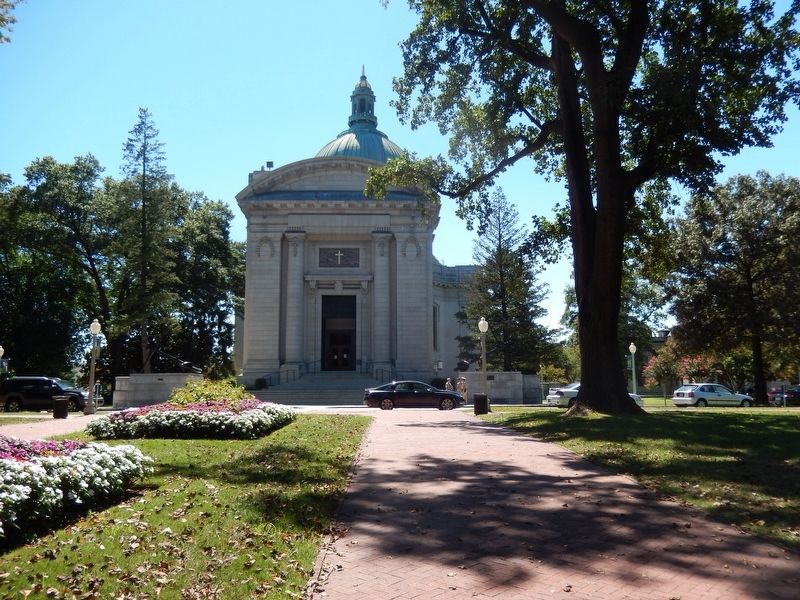 U.S. Naval Academy Chapel. Click for full size. U.S. Naval Academy Chapel image. Click for full size.