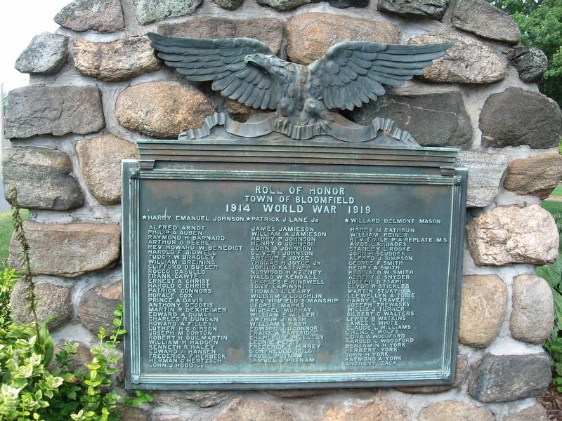 Bloomfield World War II Memorial image. Click for full size.