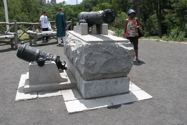 At Fort Clinton: The two cannon image. Click for full size.