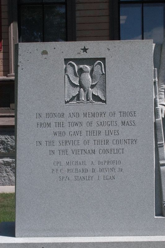 Saugus Vietnam Memorial image. Click for full size.