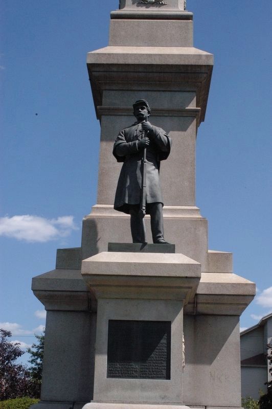 Saugus Massachusetts Memorial. Click for full size. Saugus Massachusetts Memorial image. Click for full size.