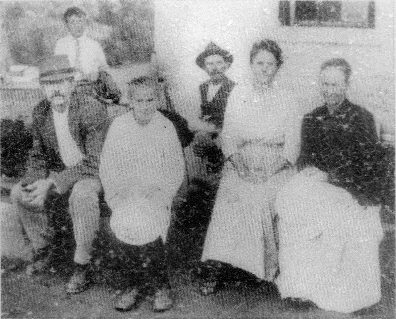 The Riley Family image. Click for full size.