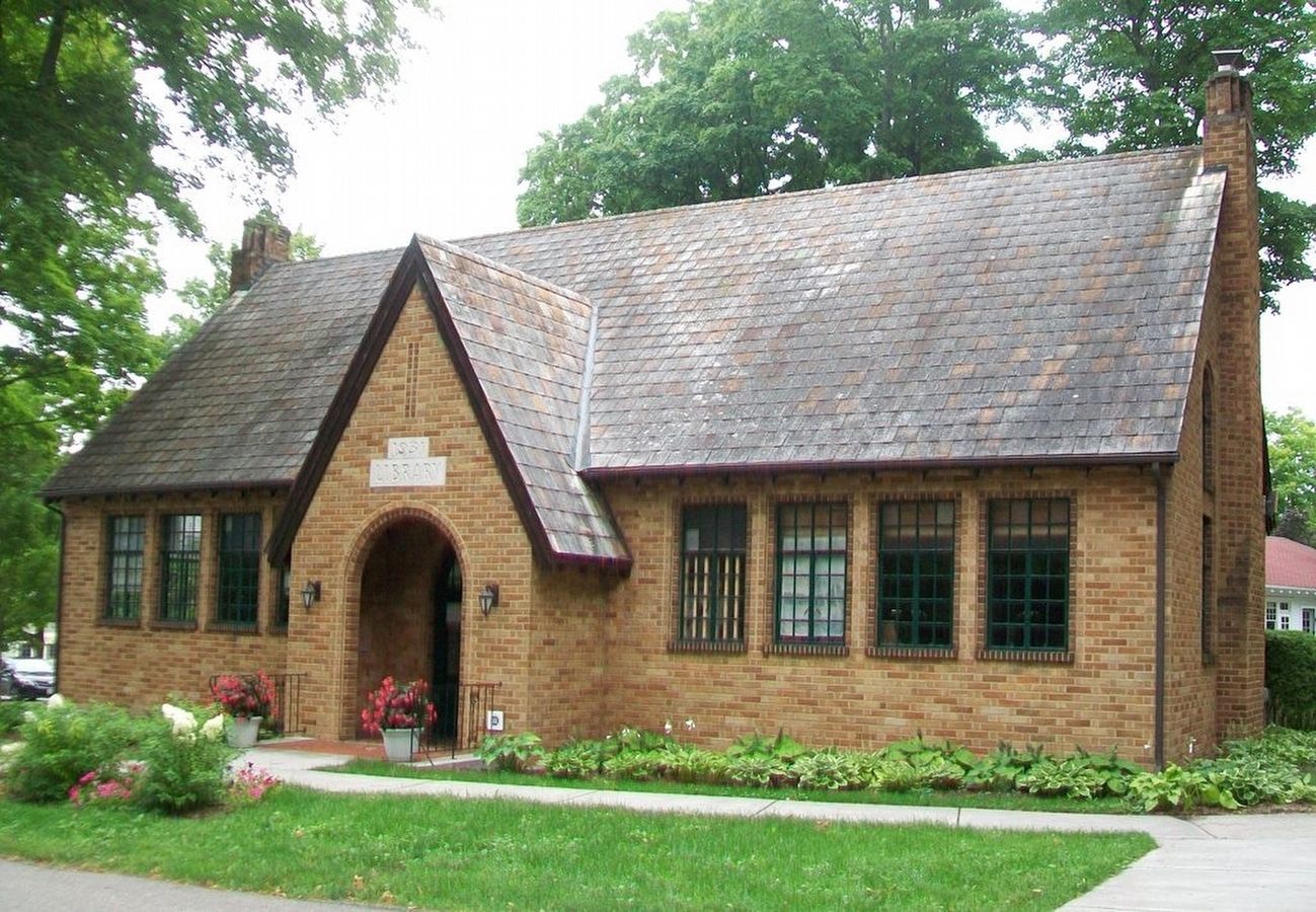 Library and Marker. Click for full size. Library and Marker image. Click for full size.