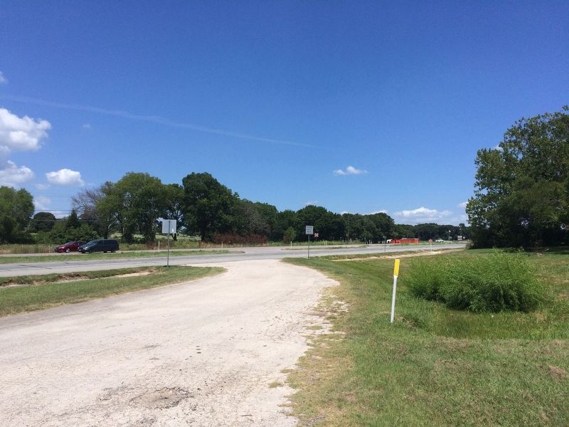 Roadside rest area is across Highway 82 in distance.. Click for full size. Roadside rest area is across Highway 82 in distance. image. Click for full size.