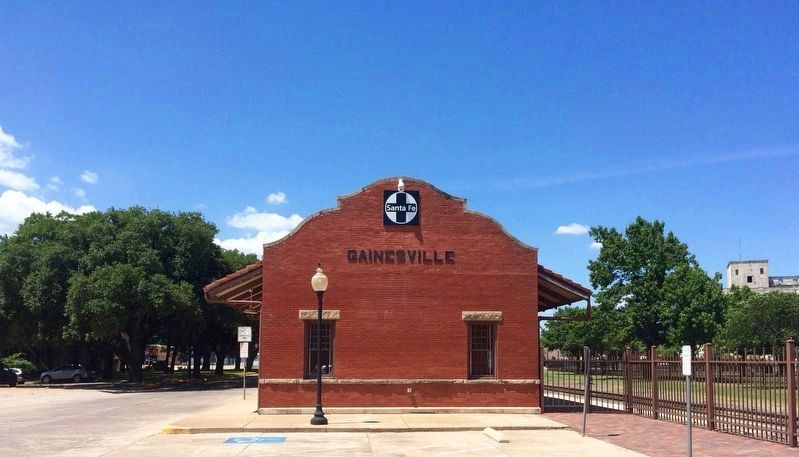 Santa Fe Passenger Depot. Click for full size. Santa Fe Passenger Depot image. Click for full size.