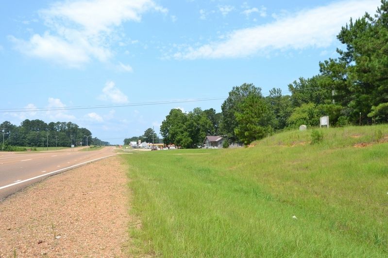 View to the West from US 82 image. Click for full size.