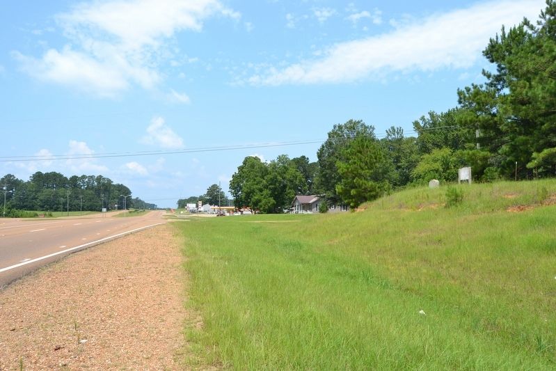 View to the West from US 82. Click for full size. View to the West from US 82 image. Click for full size.