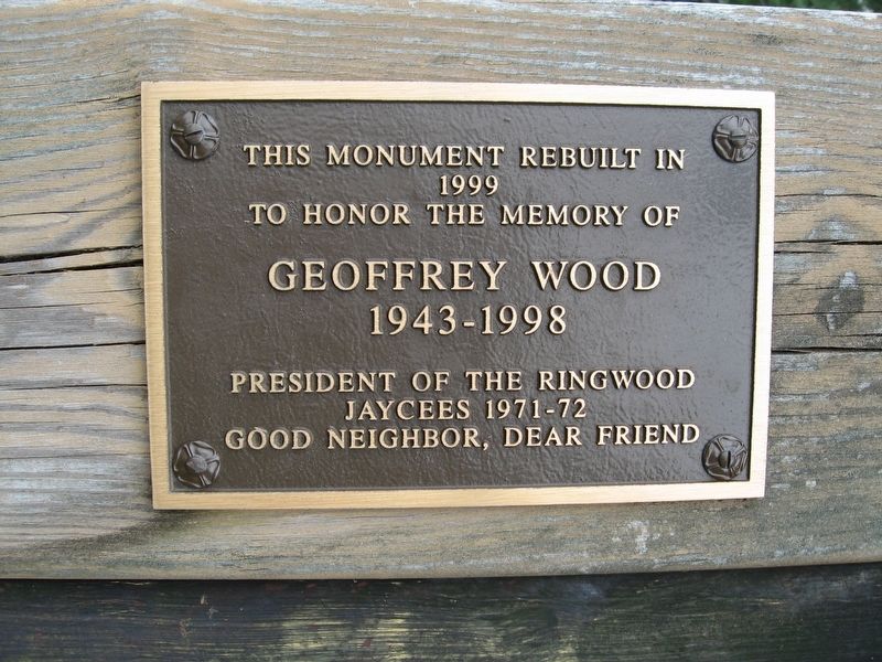 Plaque on the Monument. Click for full size. Plaque on the Monument image. Click for full size.