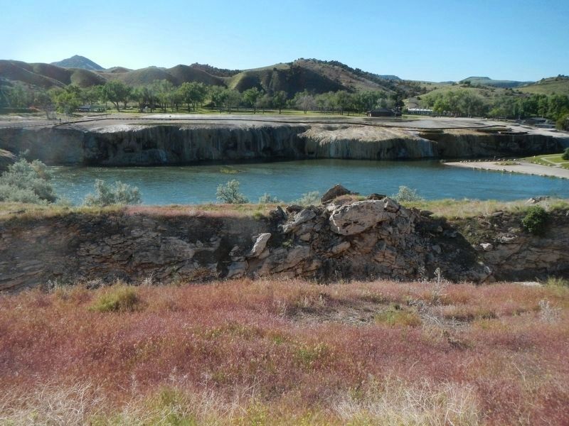 World's Largest Mineral Hot Springs image. Click for full size.