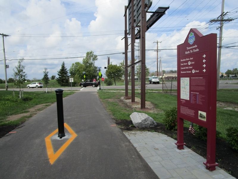 Twin Tonawanda Rails to Trails Marker image. Click for full size.