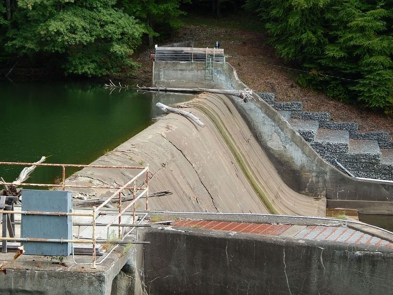 Colliersville Dam Marker. Click for full size. Colliersville Dam Marker image. Click for full size.