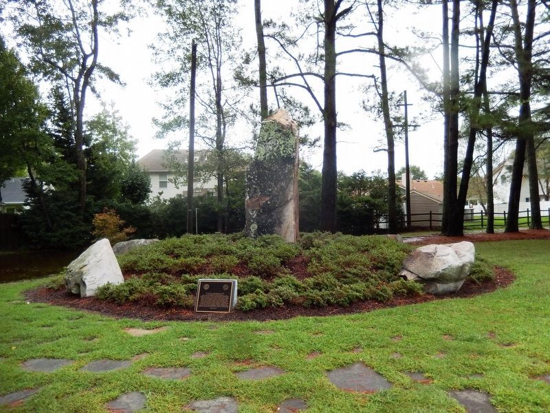 Peace Monument image. Click for full size.