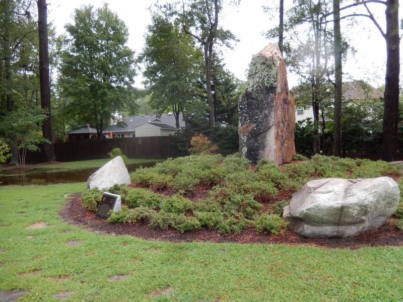 Peace Monument image. Click for full size.