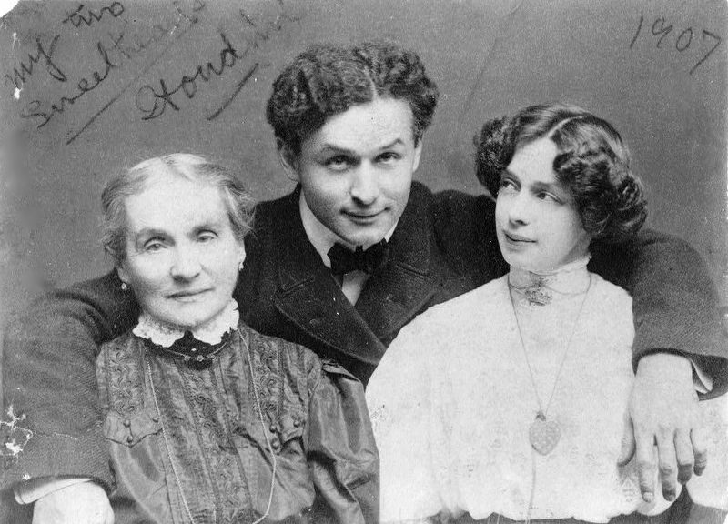 <i>Harry Houdini with his wife Beatrice and mother Cecilia Steiner Weiss, half-length portrait</i> image. Click for full size.