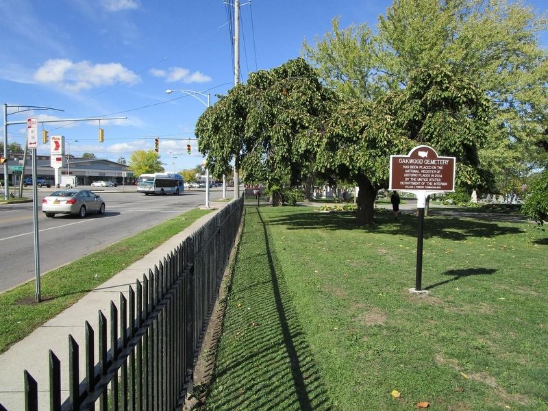 Oakwood Cemetery Marker - Northward. Click for full size. Oakwood Cemetery Marker - Northward image. Click for full size.