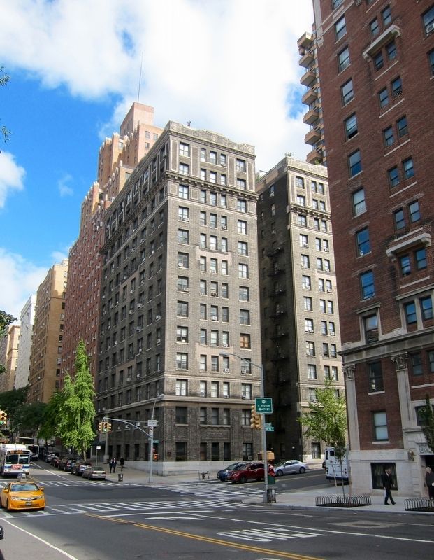 Della Robia Apartments and Teresa Carreño Marker - Wide View. Click for full size. Della Robia Apartments and Teresa Carreño Marker - Wide View image. Click for full size.