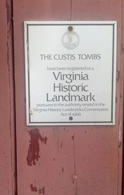 The Custis Tombs Marker image. Click for full size.