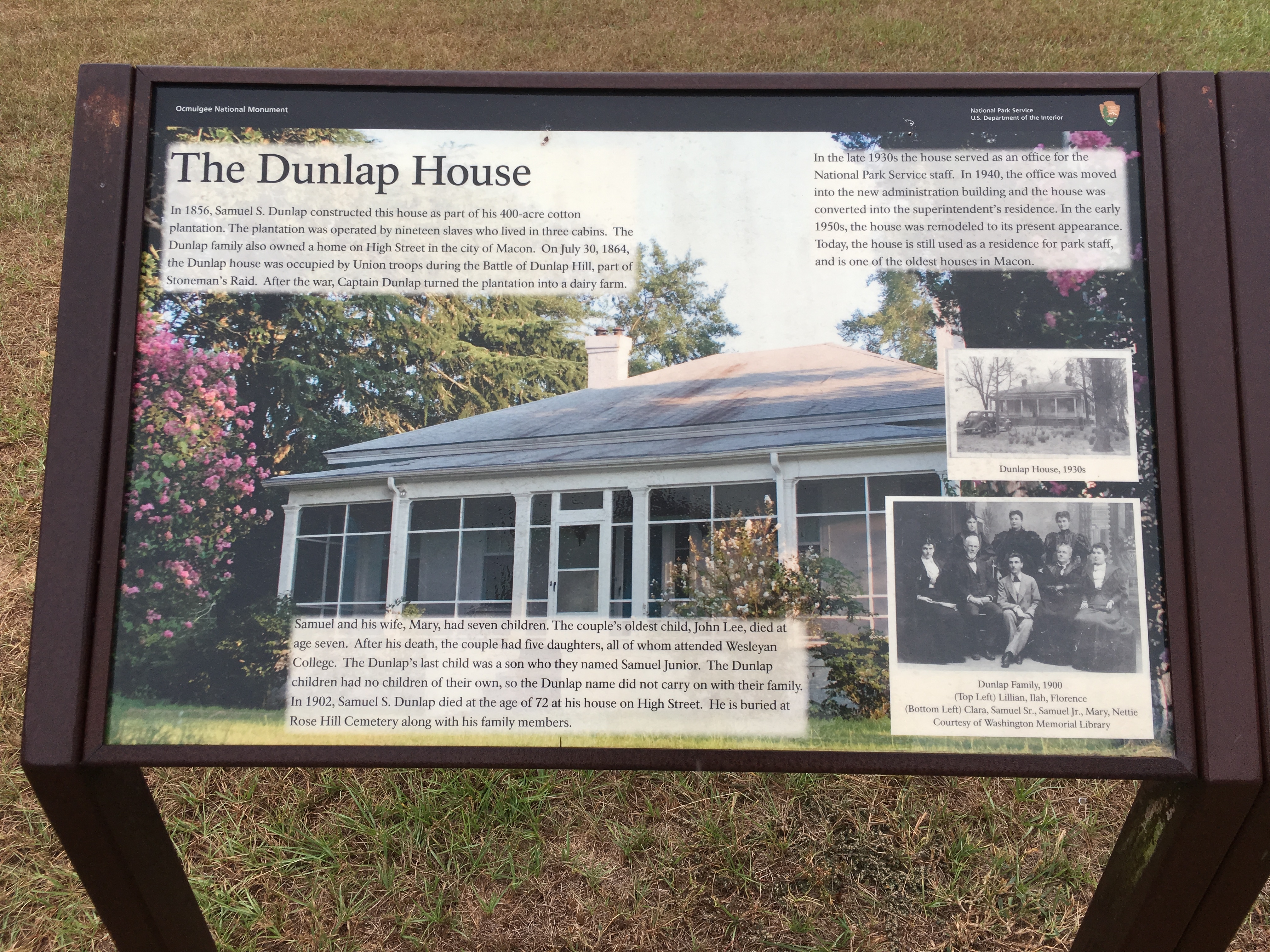 The Dunlap House Marker