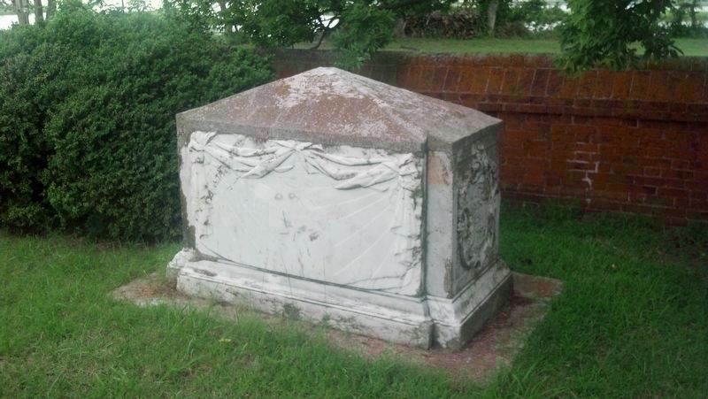 John Custis IV tombstone (south side) image. Click for full size.