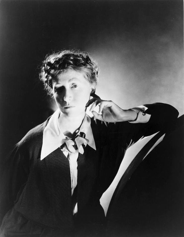 <i>Marianne Moore, half-length portrait, facing left</i> image. Click for full size.