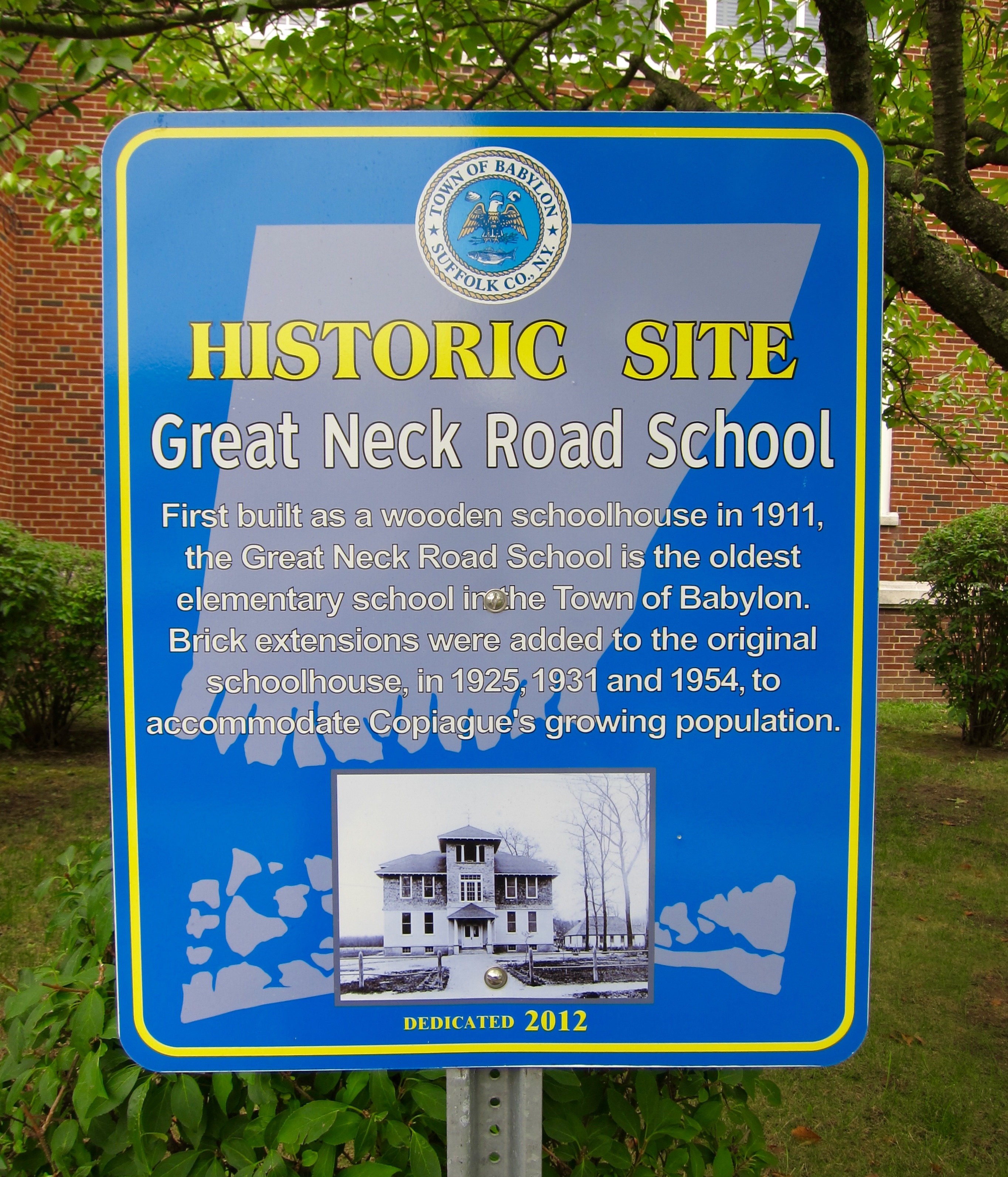 Great Neck Road School Marker