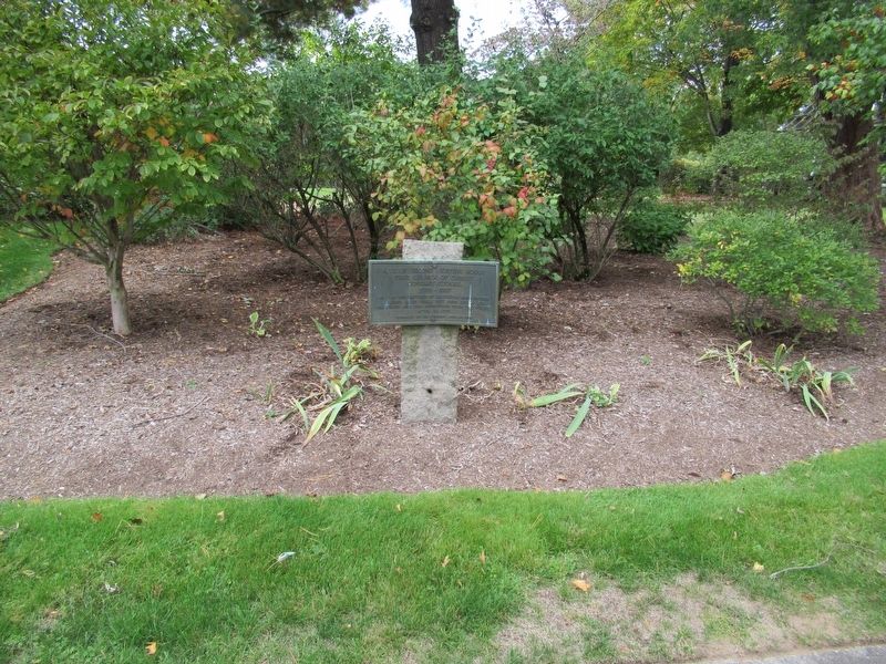 Site of Second Meeting House Marker. Click for full size. Site of Second Meeting House Marker image. Click for full size.