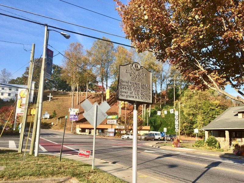 View of marker towards Main Street & Veterans Boulevard intersection. image. Click for full size.
