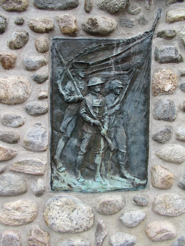 Lebanon Veterans Monument image. Click for full size.