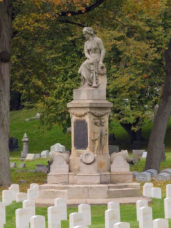 GAR Monument<br>Soldiers' Lot. Click for full size. GAR Monument<br>Soldiers' Lot image. Click for full size.