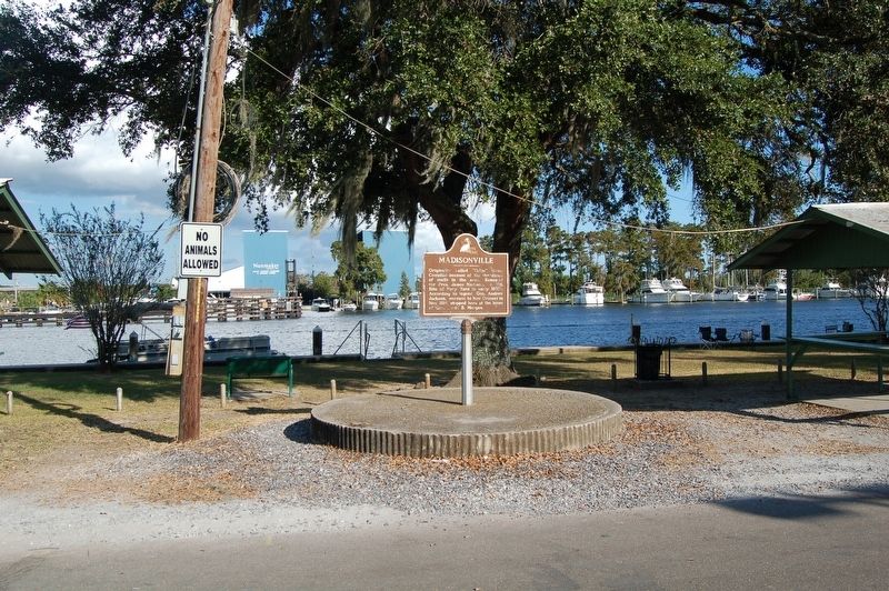Madisonville Marker. Click for full size. Madisonville Marker image. Click for full size.