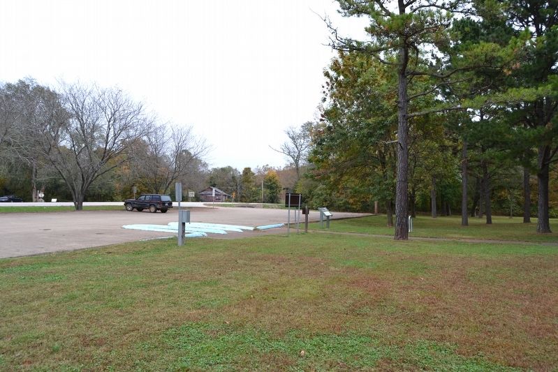 Marker next to Parking Lot of Park Day Use Area. Click for full size. Marker next to Parking Lot of Park Day Use Area image. Click for full size.