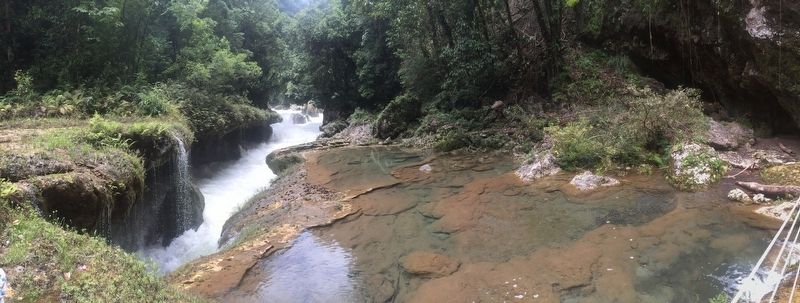 Semuc Champey and the "Sumidero" image. Click for full size.