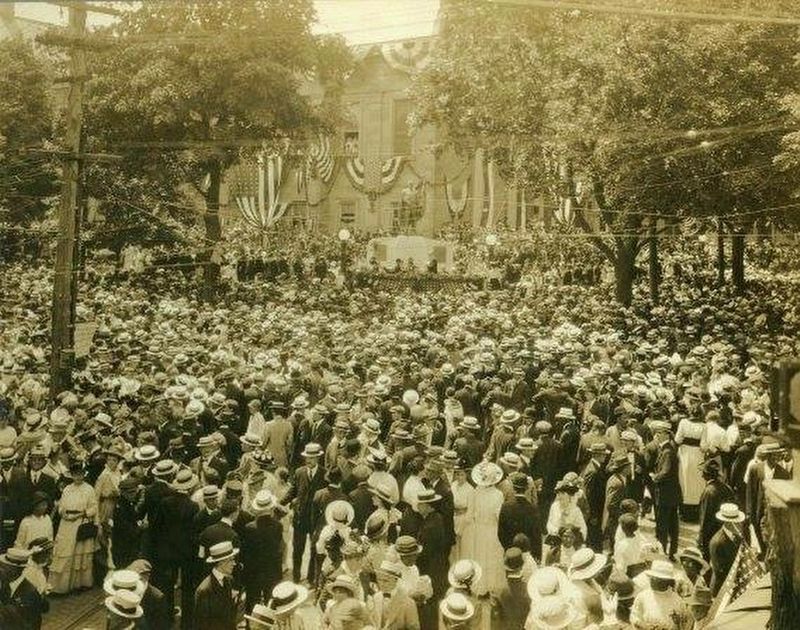Dedication Ceremony on Memorial Day 1915. Click for full size. Dedication Ceremony on Memorial Day 1915 image. Click for full size.