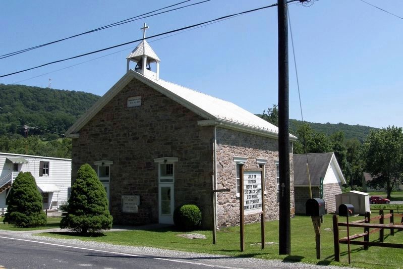 Wesley Methodist Evangelican Chapel in Fountain Dale image. Click for full size.