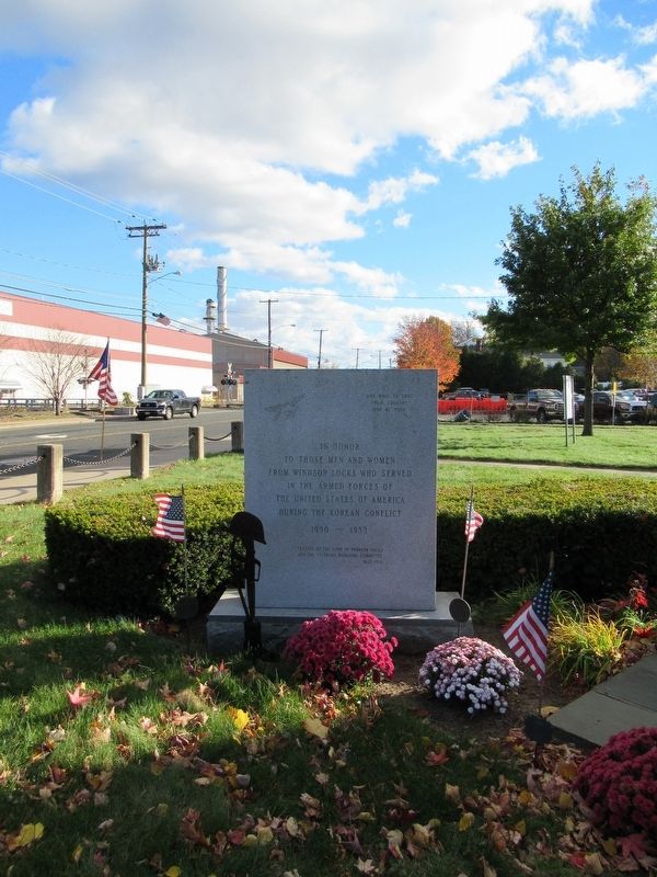 Windsor Locks Korean Conflict Monument image. Click for full size.