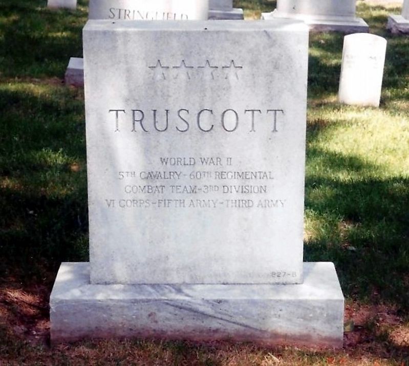 General Lucian K Truscott, Jr. Grave marker image. Click for full size.